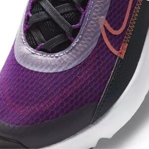 Nike Purple and Black Sneakers with Gradient Design